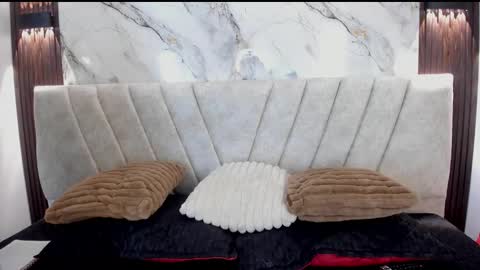 You can call me Mommy Goddess Queen online show from 16, 2, 2026