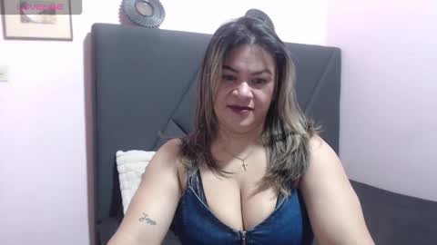 pamela_echeverria online show from 14, 11, 2025