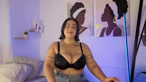 Snapshot of pamela_tomas4 chatting on 22, 5, 2026 pamela_tomas4 online show from 22, 5, 2026
