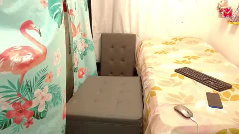 Snapshot of pamela_vasquez chatting on 15, 10, 2025 diana online show from 15, 10, 2025