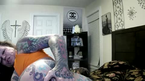 PAMELA GUNNS online show from 27, 5, 2026