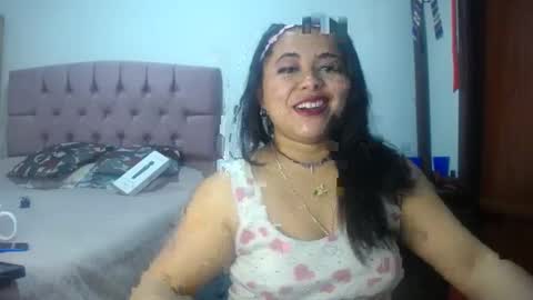 pamelitamartin online show from 9, 10, 2025