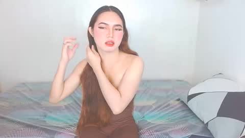 Snapshot of pandabear97504 chatting on 3, 10, 2025 Miss Kate HATECHEAPGUYS online show from 3, 10, 2025