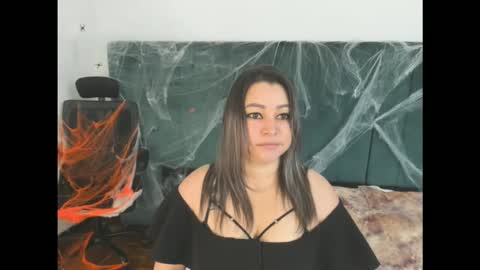 Snapshot of pandorabianchi_ chatting on 19, 10, 2025 PANDORA online show from 19, 10, 2025