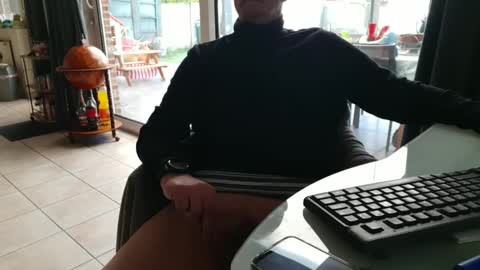 pantyrafke online show from 3, 3, 2025