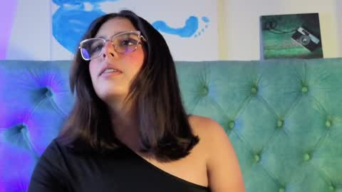 Paola Lyon online show from 6, 4, 2026