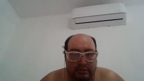 Snapshot of papi_adiel4 chatting on 2, 11, 2025 papi_adiel4 online show from 2, 11, 2025