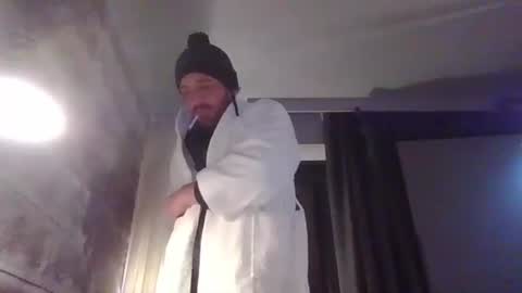 Snapshot of papi_chul0420 chatting on 5, 3, 2025 papi_chul0420 online show from 5, 3, 2025