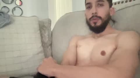 papicubano_guapo23cm online show from 5, 3, 2026