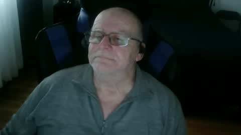 Snapshot of papilly chatting on 30, 3, 2026 papilly online show from 30, 3, 2026