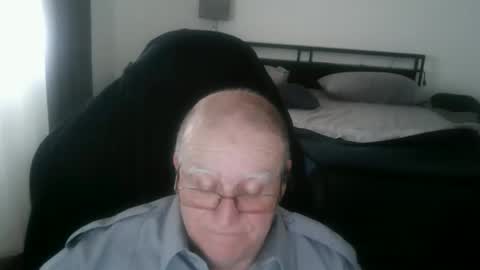 Snapshot of papilly chatting on 16, 4, 2026 papilly online show from 16, 4, 2026