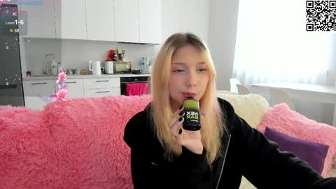 Melena online show from 28, 3, 2026