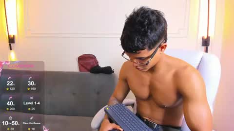 Snapshot of paradise_boy_s chatting on 17, 6, 2026 Ryan And Casper online show from 17, 6, 2026