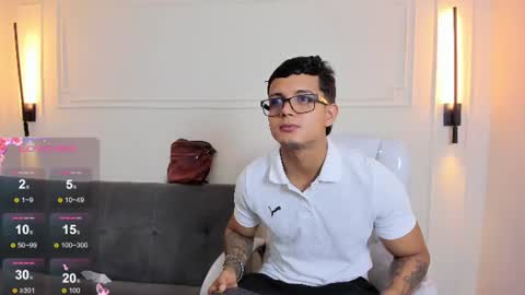 Snapshot of paradise_boy_s chatting on 18, 6, 2026 Ryan And Casper online show from 18, 6, 2026