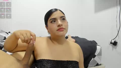 Snapshot of pareja_curiosa19 chatting on 18, 3, 2026 pareja_curiosa19 online show from 18, 3, 2026