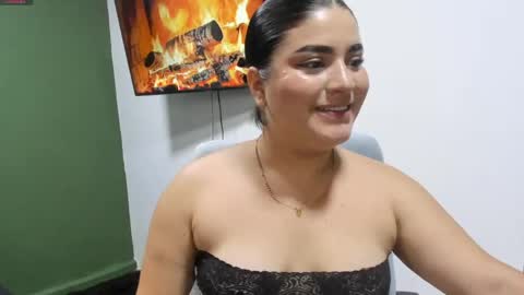 Snapshot of pareja_curiosa19 chatting on 18, 5, 2026 pareja_curiosa19 online show from 18, 5, 2026