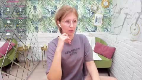 Paris online show from 4, 12, 2025