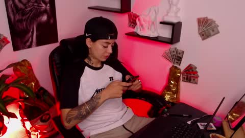 Paris D angelo online show from 15, 12, 2024