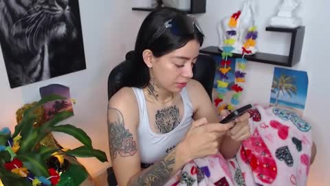 Paris D angelo online show from 16, 1, 2025