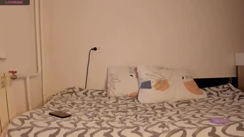 Snapshot of paris_hilt_on chatting on 2, 1, 2025 Sasha online show from 2, 1, 2025