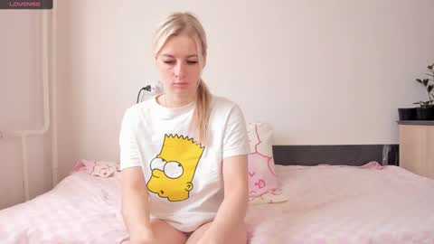 Snapshot of paris_hilt_on chatting on 24, 1, 2025 Sasha online show from 24, 1, 2025