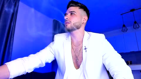 Paris online show from 4, 1, 2025