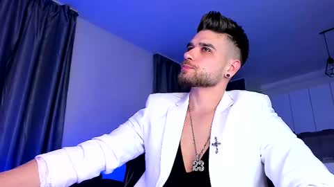 Paris online show from 11, 2, 2025