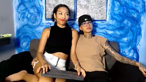Snapshot of parisandvi chatting on 11, 3, 2026 parisandvi online show from 11, 3, 2026