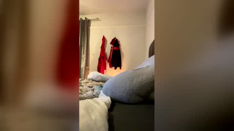 parkertom525 online show from 12, 4, 2026