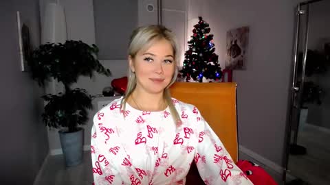 I have returned from vacation and I am glad to share my energy and emotions with you online show from 29, 12, 2024
