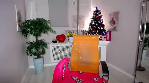 I have returned from vacation and I am glad to share my energy and emotions with you online show from 29, 12, 2024