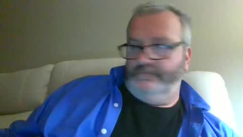 Snapshot of passporttraveler1 chatting on 17, 10, 2025 passporttraveler1 online show from 17, 10, 2025