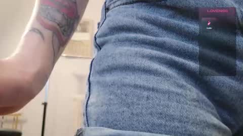  off - Tuesday and wednesdayfriday online show from 19, 12, 2025