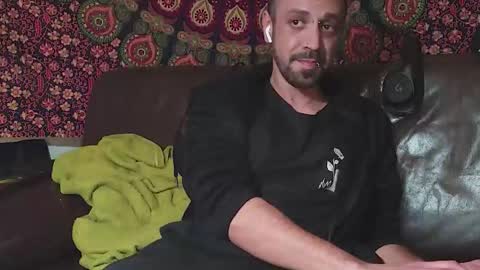 Snapshot of patraction36 chatting on 22, 12, 2025 ask me online show from 22, 12, 2025