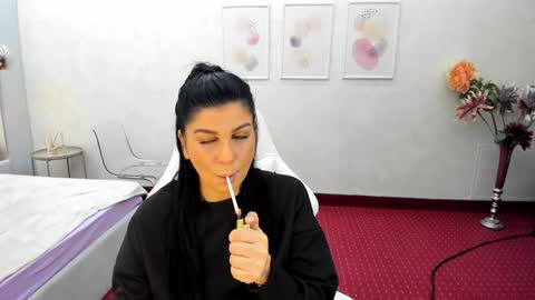 Patricia online show from 30, 12, 2024