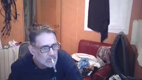 Snapshot of patricktwinslutgirl chatting on 23, 4, 2026 LiaSweetX online show from 23, 4, 2026
