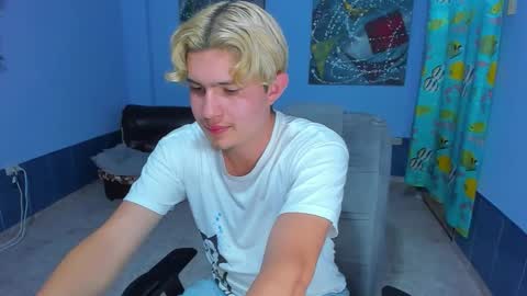 .... online show from 29, 10, 2025