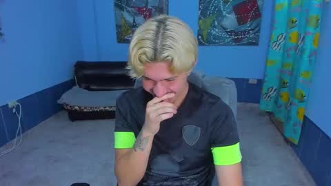 .... online show from 3, 11, 2025