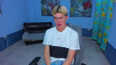 .... online show from 25, 11, 2025