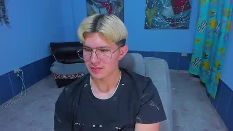 .... online show from 29, 11, 2025