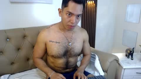 Snapshot of paul_cros chatting on 6, 7, 2026 paul_cros online show from 6, 7, 2026