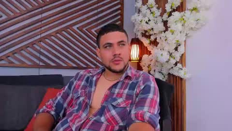 Paul Rivera online show from 21, 4, 2026