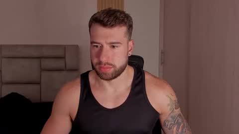 Snapshot of paul_roger chatting on 2, 12, 2024 PAUL ROGER online show from 2, 12, 2024