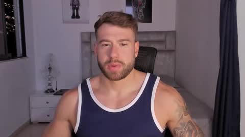 Snapshot of paul_roger chatting on 13, 9, 2025 PAUL ROGER online show from 13, 9, 2025