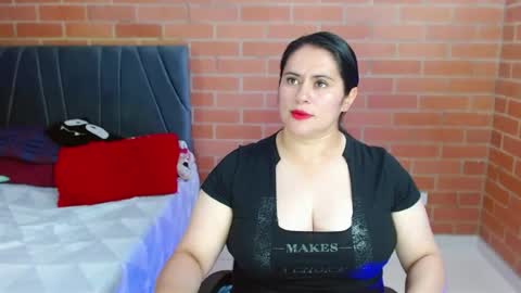 Snapshot of paula__117 chatting on 3, 8, 2026 paula__117 online show from 3, 8, 2026