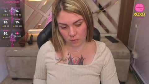 Snapshot of paula_b_ chatting on 17, 4, 2026 Paula online show from 17, 4, 2026