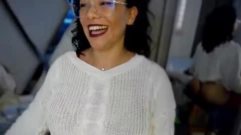 Paula online show from 3, 2, 2025