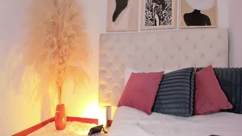 Snapshot of paula_hills_ chatting on 12, 6, 2026 paula_hills_ online show from 12, 6, 2026