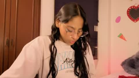 Snapshot of paulacutexs chatting on 12, 4, 2026 Paula online show from 12, 4, 2026