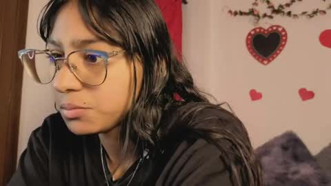 Snapshot of paulacutexs chatting on 5, 5, 2026 Paula online show from 5, 5, 2026
